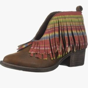 Volatile Wmns 6 Cavalry Serape Booties Southwest Multicolor Striped Fringe Boot